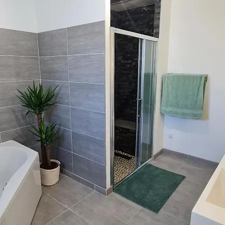 Le Cocon Des Bois Holiday home *